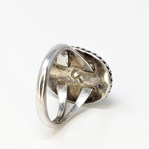 Sold - Picture 5 of 6